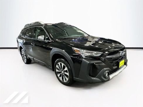Used 2023 Subaru Outback Touring XT image 3