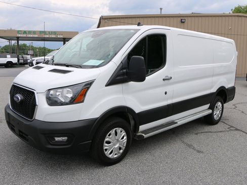 Used 2024 Ford Transit 250 Low Roof w/ Exterior Upgrade Package RWD image 1