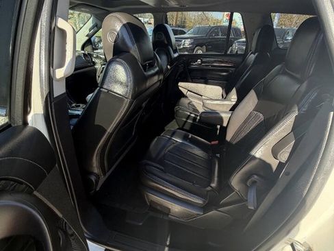 Used 2013 Buick Enclave Leather w/ Trailering Provision Package FWD image 16