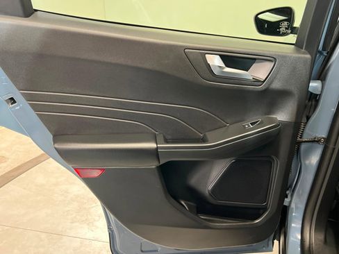 Used 2025 Ford Escape ST-Line Select image 18