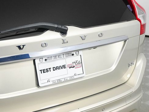 Used 2017 Volvo XC60 T5 Inscription w/ Preferred Option Package FWD image 36