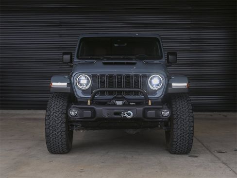 Used 2024 Jeep Wrangler Unlimited Rubicon 392 image 10