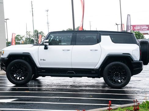 Used 2025 GMC Hummer EV 2X AWD/4WD image 13