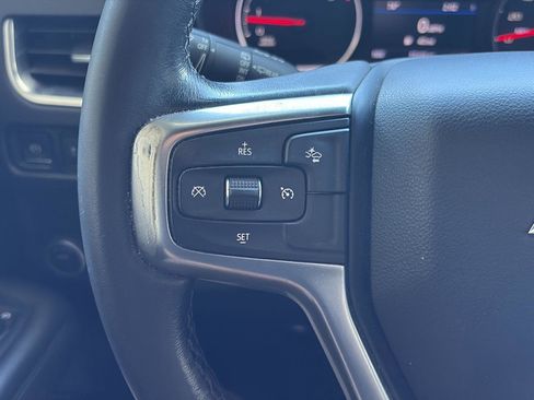 Used 2021 Chevrolet Suburban LT image 17