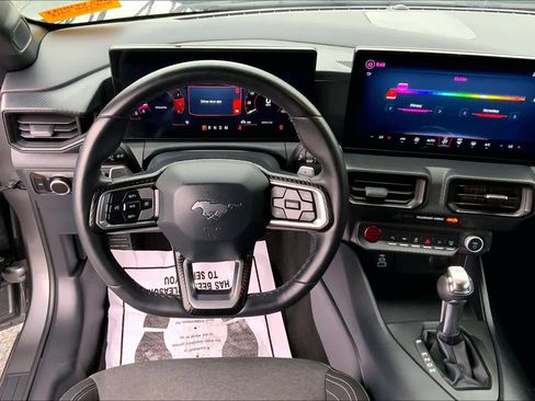 Certified 2025 Ford Mustang GT image 6