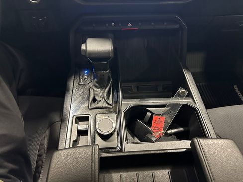 Used 2023 Toyota Tundra SR5 w/ SR5 Convenience Package image 18