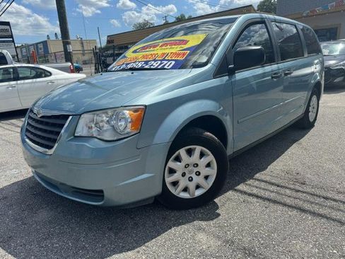 Used 2008 Chrysler Town & Country LX FWD image 3