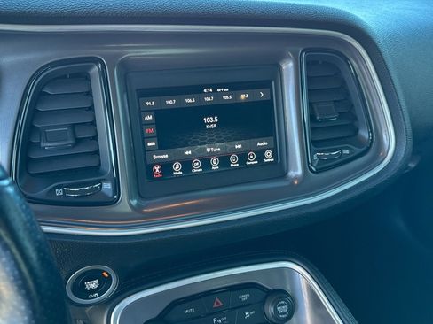 Used 2022 Dodge Challenger R/T image 11