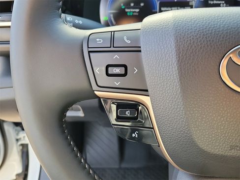 New 2026 Toyota Crown XLE image 18