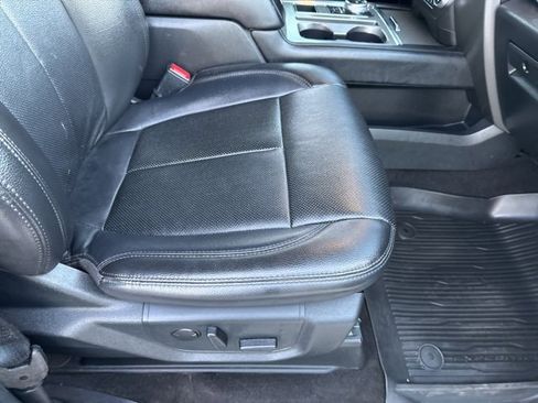 Used 2020 Ford Expedition XLT w/ Equipment Group 202A image 12