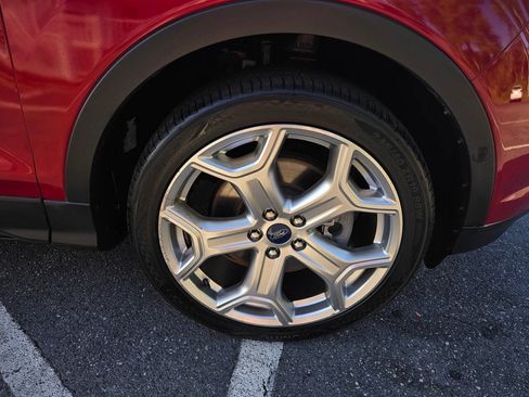 Used 2019 Ford Escape Titanium FWD image 13