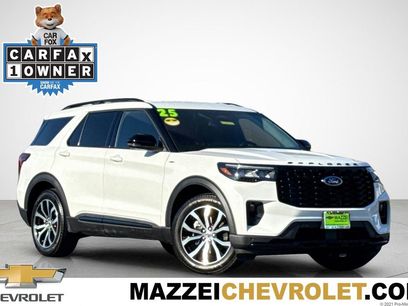 Used 2025 Ford Explorer ST-Line