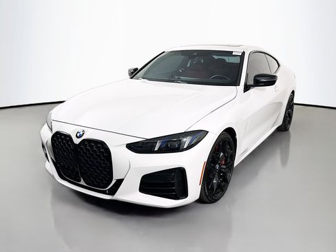 Used 2026 BMW 430i Coupe w/ M Sport Package RWD image 4