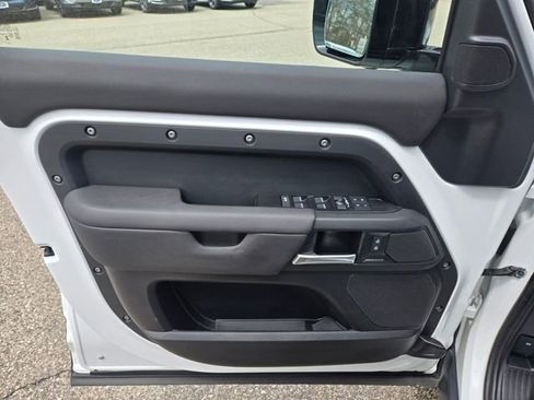 Used 2025 Land Rover Defender 110 S AWD/4WD image 18