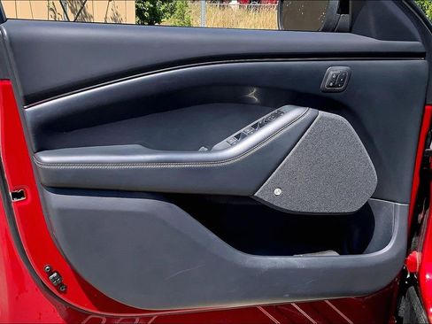 Used 2021 Ford Mustang Mach-E Premium RWD image 22