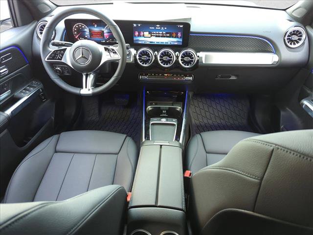 Used 2026 Mercedes-Benz GLB 250 image 12