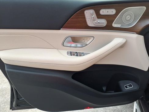 Certified 2023 Mercedes-Benz GLS 450 4MATIC image 14