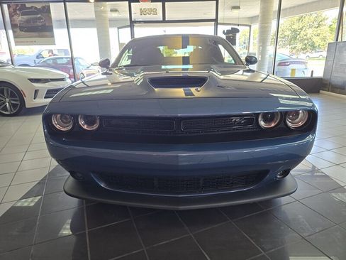 Used 2021 Dodge Challenger R/T w/ Blacktop Package image 2