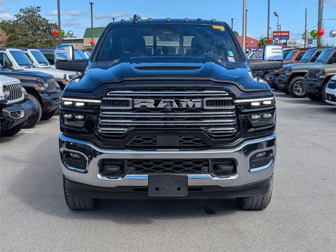 Used 2025 RAM 2500 Laramie w/ Sport Appearance Package image 10