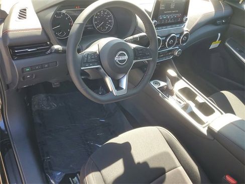 New 2025 Nissan Sentra SR w/ Trunk Package image 7