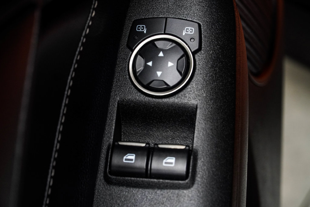 Used 2021 Ford Mustang Shelby GT500 w/ Technology Package RWD image 45