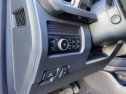 Used 2025 Ford F450 Platinum image 12