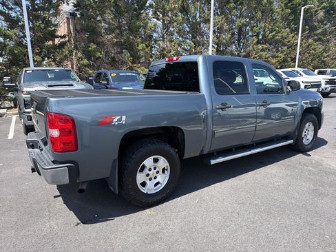 Used 2011 Chevrolet Silverado 1500 LT w/ All-Star Edition AWD/4WD image 10