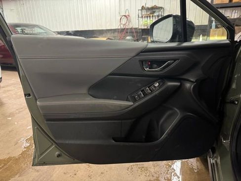 Used 2024 Subaru Crosstrek 2.5i Limited image 12