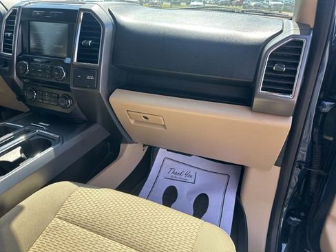 Used 2015 Ford F150 XLT w/ Equipment Group 302A Luxury image 11