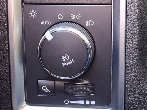 Used 2015 RAM 1500 Big Horn image 23