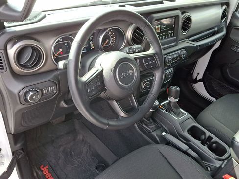 Certified 2021 Jeep Wrangler Sport S image 11