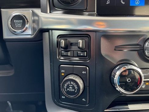 New 2025 Ford F150 Lariat w/ Equipment Group 501A Mid image 29