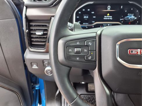 Used 2024 GMC Sierra 1500 AT4 w/ AT4 Premium Package image 7
