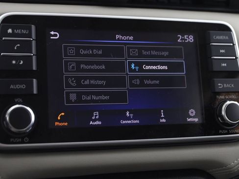 Used 2020 Nissan Versa SV image 25