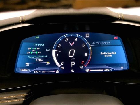 Used 2021 Chevrolet Corvette Stingray Preferred Cpe w/ Engine Appearance Package RWD image 18