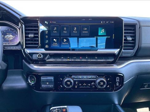 Used 2023 Chevrolet Silverado 1500 LT w/ Z71 Off-Road Package image 18