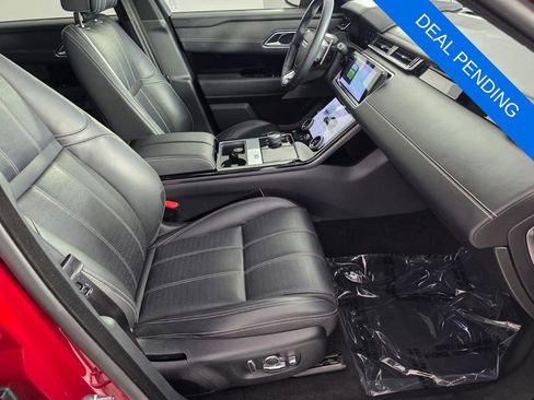 Used 2019 Land Rover Range Rover Velar R-Dynamic HSE image 26
