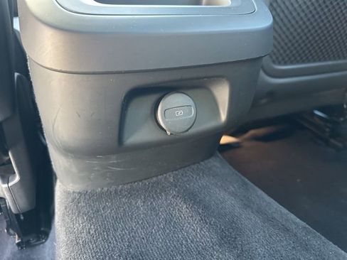 Certified 2025 Volvo V60 B5 Cross Country Plus image 15