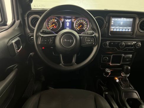 Used 2022 Jeep Wrangler Sport image 13