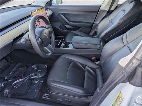 Used 2017 Tesla Model 3 Long Range image 16