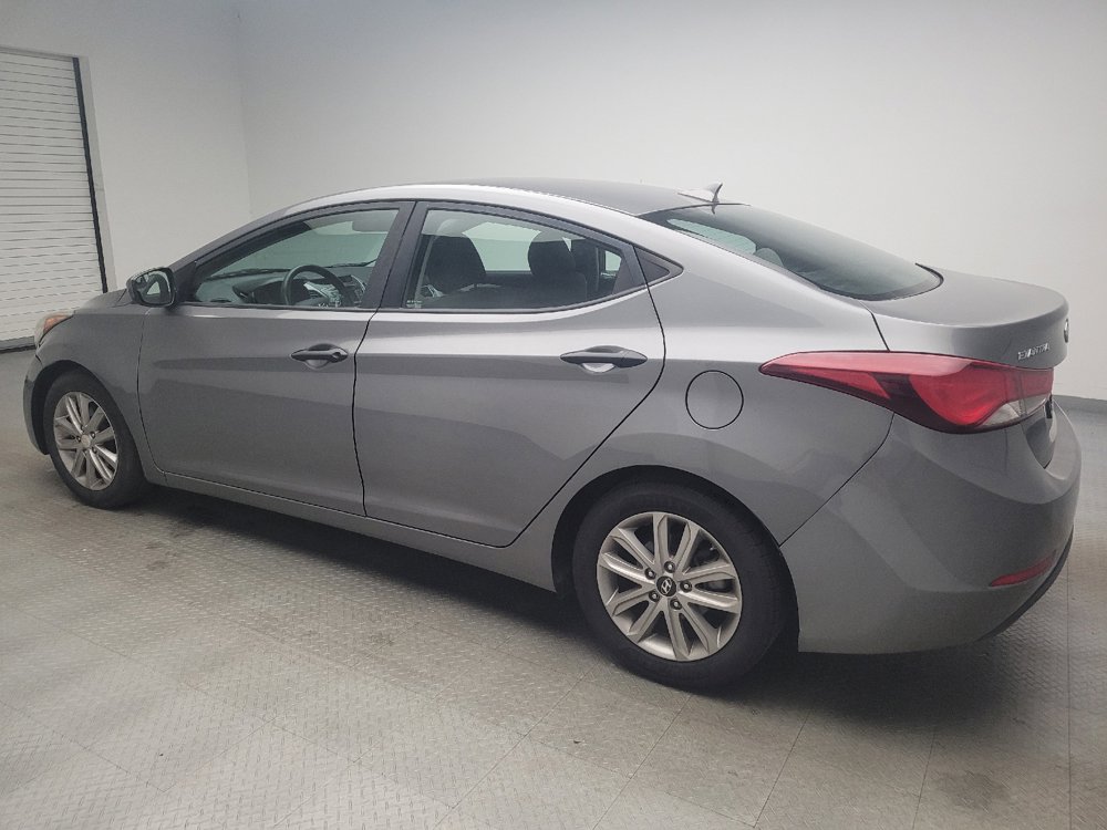 Used 2014 Hyundai Elantra SE w/ Option Group 02 FWD image 3