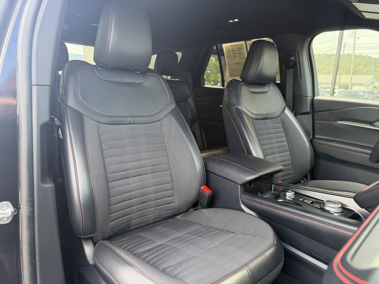 Used 2026 Ford Explorer ST-Line AWD/4WD image 18