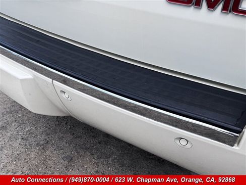 Used 2014 GMC Yukon XL Denali AWD/4WD image 35