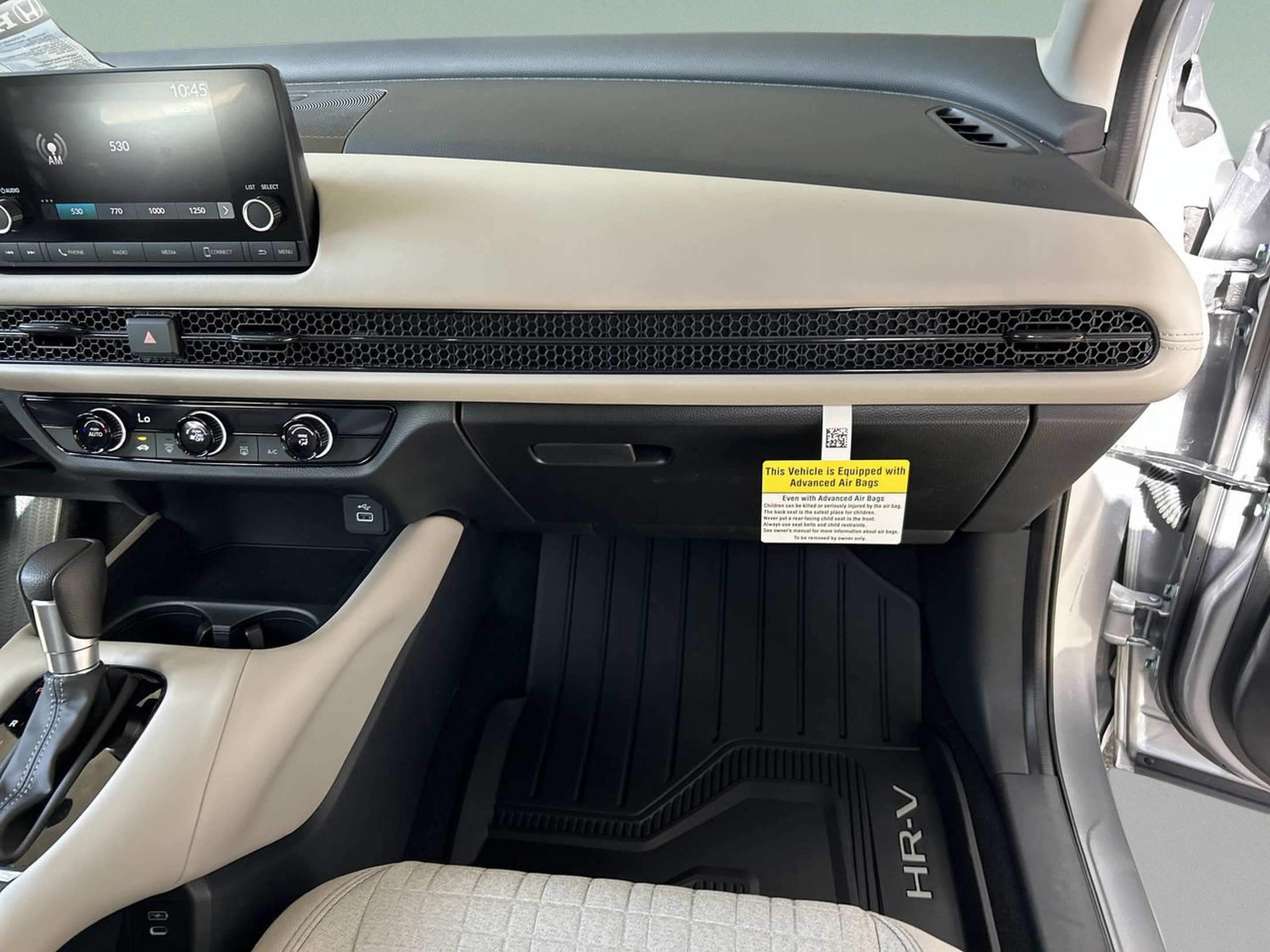 Certified 2025 Honda HR-V LX image 18