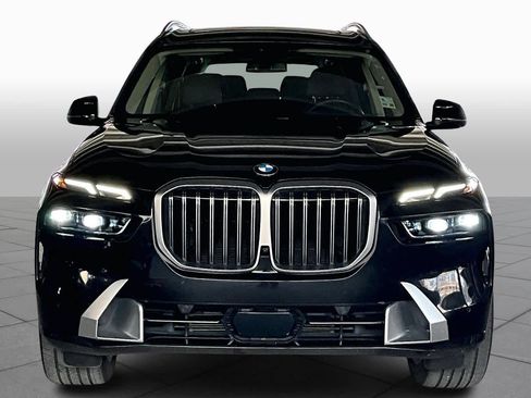 Used 2025 BMW X7 xDrive40i image 4