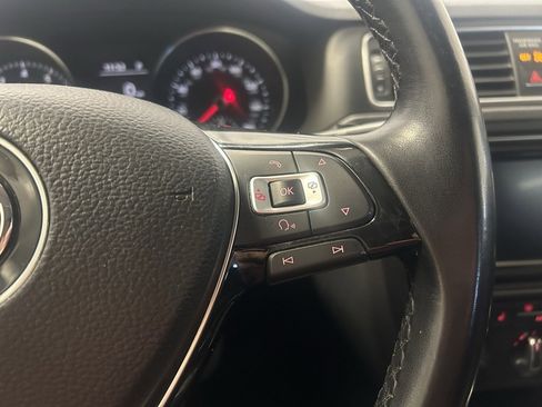 Used 2018 Volkswagen Jetta SE image 11