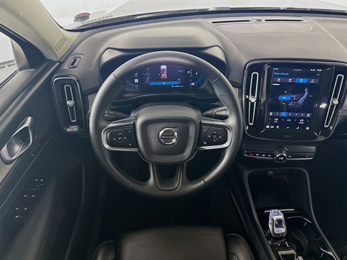 Used 2023 Volvo XC40 B5 Plus w/ Driver Assist Package AWD/4WD image 28