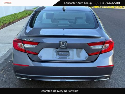 Used 2018 Honda Accord LX image 5