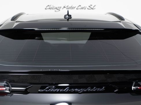 Used 2021 Lamborghini Urus AWD/4WD image 11