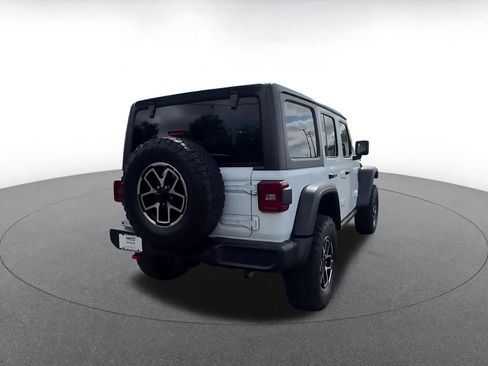 Used 2025 Jeep Wrangler Unlimited Rubicon AWD/4WD image 15